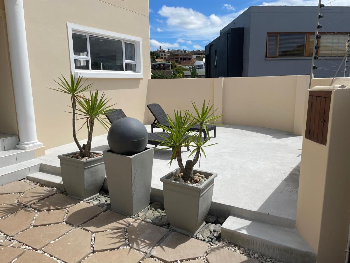 'On Point' Beach House - Jeffreys Bay Bagian luar foto
