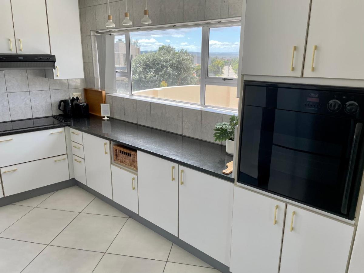 'On Point' Beach House - Jeffreys Bay Bagian luar foto