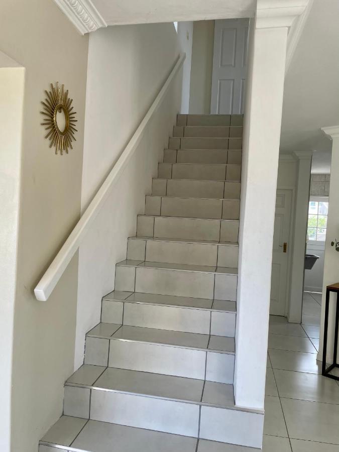 'On Point' Beach House - Jeffreys Bay Bagian luar foto