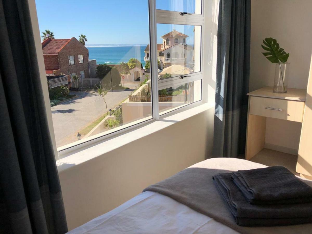 'On Point' Beach House - Jeffreys Bay Bagian luar foto