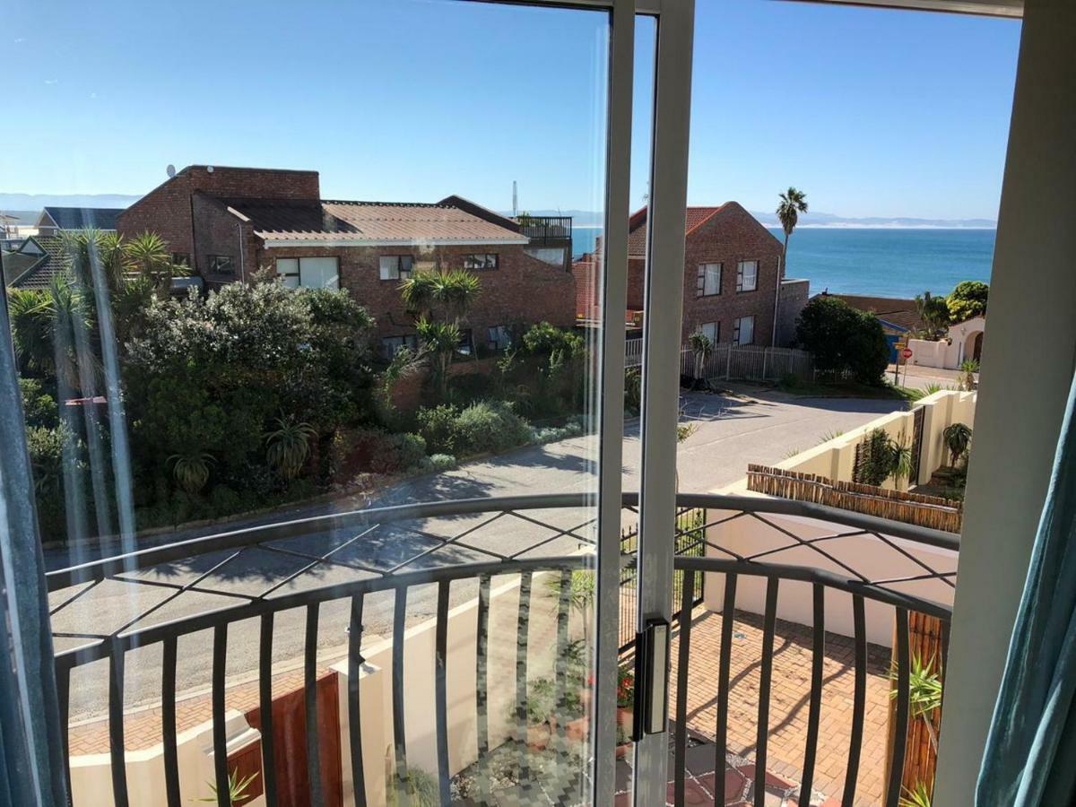'On Point' Beach House - Jeffreys Bay Bagian luar foto