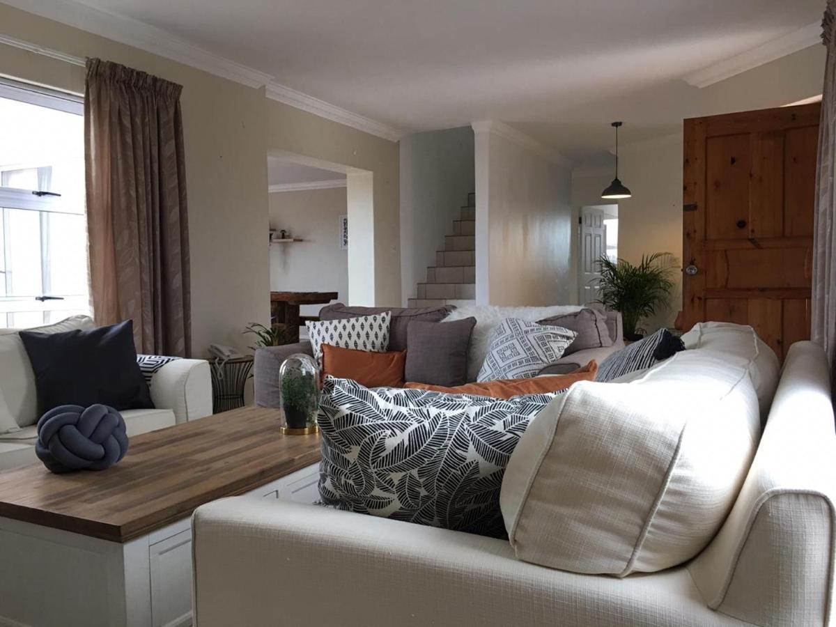 'On Point' Beach House - Jeffreys Bay Bagian luar foto