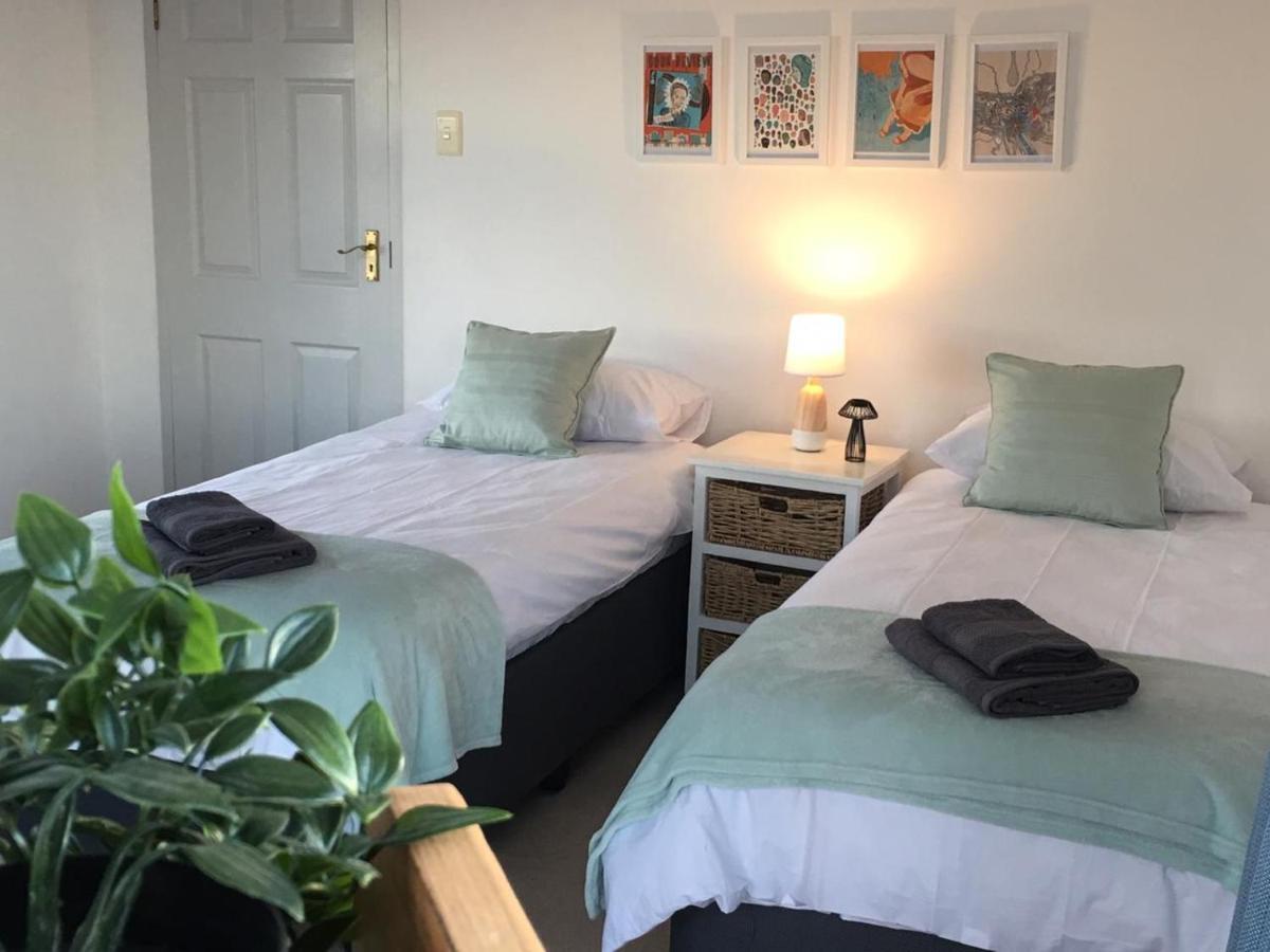 'On Point' Beach House - Jeffreys Bay Bagian luar foto